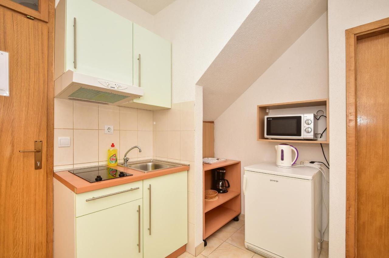 מאקרסקה Apartmani Mate מראה חיצוני תמונה